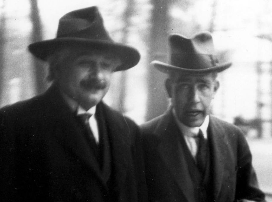 Споры Бора и Эйнштейна о квантовой механике. Часть первая.